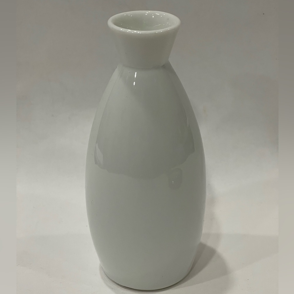 Vintage Otagiri OMC Milk White Elegant Porcelain Miniature Bud Vase Japan Marked